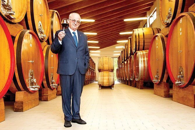 Etna Wine Tasting & Sicilian Lunch –Small Group Tour from Catania - Zafferana Etnea farm stop: honey, creams, and what locals actually put on bread