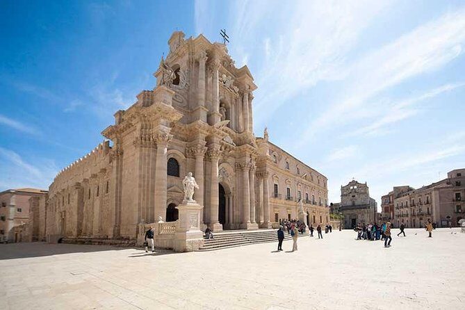 Excursion HALF DAY- Syracuse Greek Theatre and the island of Ortigia. - Mercato di Ortigia: Food, Smell, Color, and Song