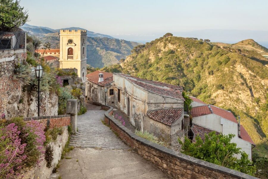 From Catania: Guided Godfather Tour with Taormina Visit - Forza d’Agrò: climbing to the Durazzesco Arch and Sant’Agostino views