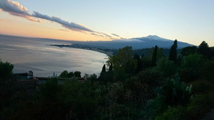 From Catania: Guided Tour of Mount Etna and Taormina - Taormina for 2 hours: how to use your free time without feeling rushed