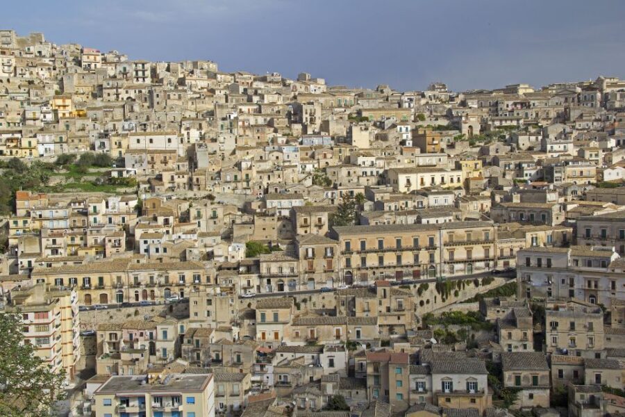 From Catania: Inspector Montalbano Day Tour with Audio Guide - Driver and pacing: what to watch for