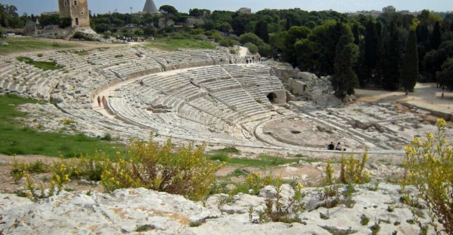 From Catania: Syracuse, Ortigia and Noto Full-Day Tour - Noto: the Garden of Stone and the story of rebuilding