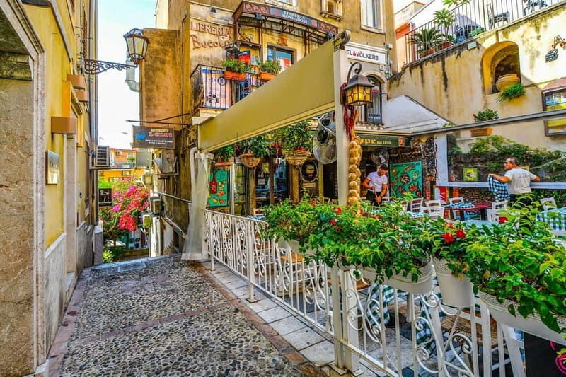 From Catania: Taormina, Isola bella & Castelmola tour - What to Bring for 8 Hours of Rain or Shine