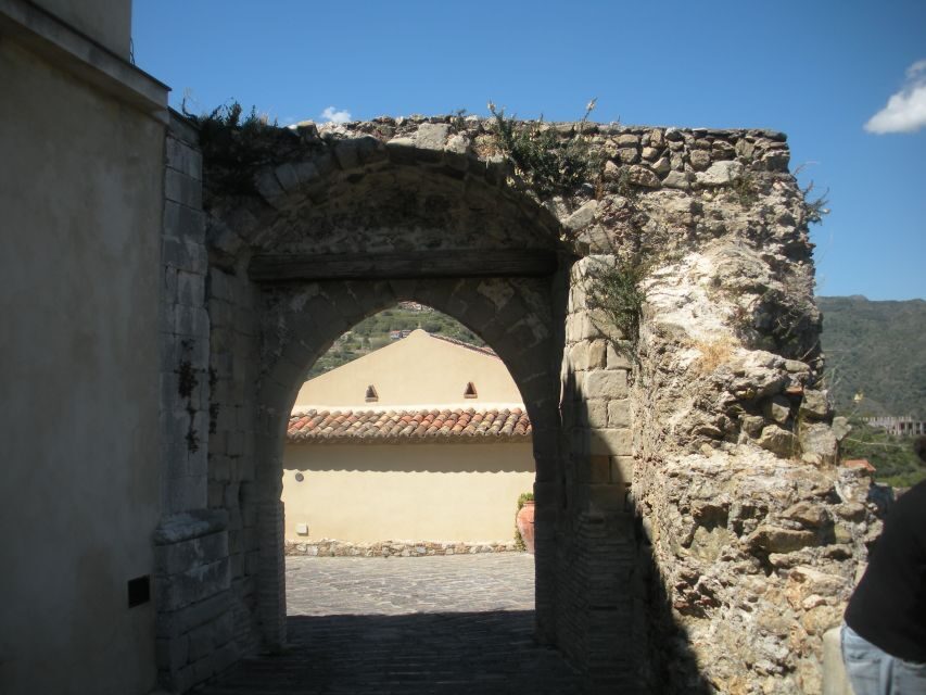From Catania: The Godfather Movie Day Trip in Sicily - Lunch and breaks: plan like it’s a local-style day