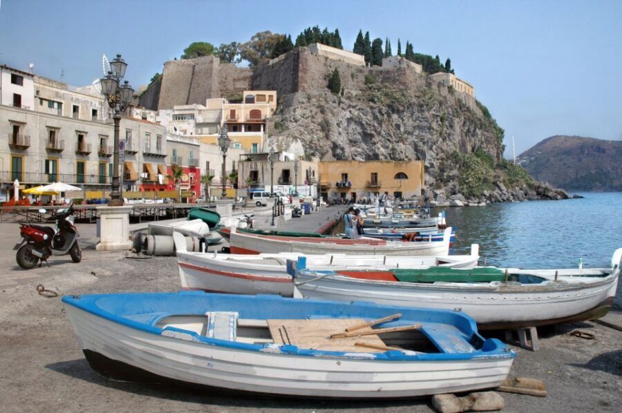 From Taormina: Lipari and Vulcano Mini Cruise Aeolian Tour - Lipari: How to Make the Most of Old Town Free Time