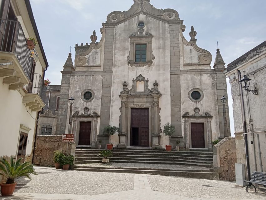 From Taormina or Messina Harbor: Private Godfather Tour - The walking tour rhythm and what “private” really changes