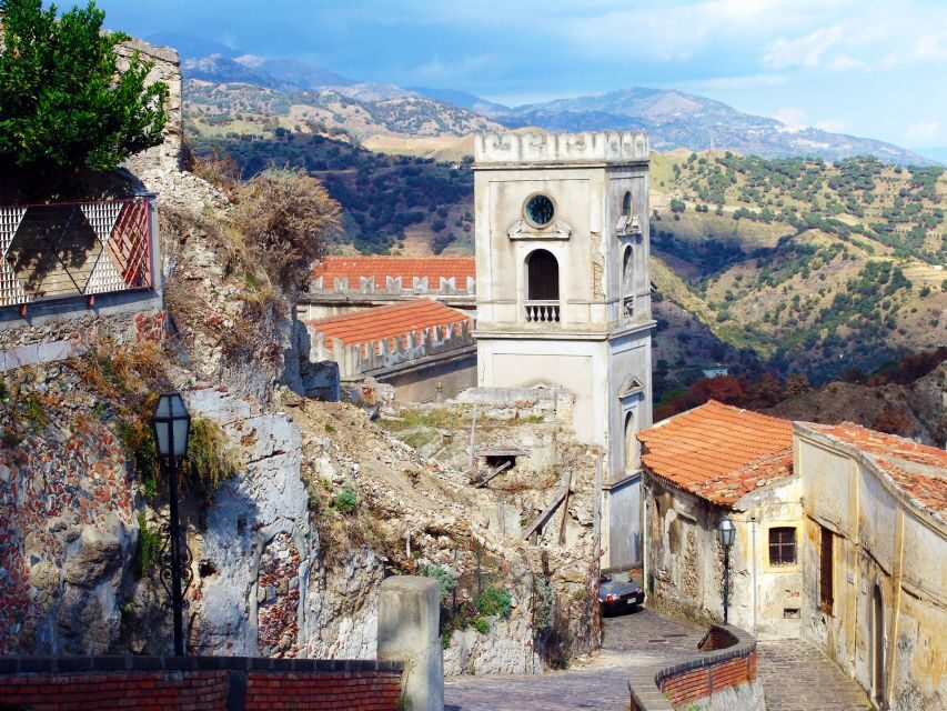From Taormina: Private Godfather Tour with Lunch - Lunch with Etna cheeses and classic Sicilian plates