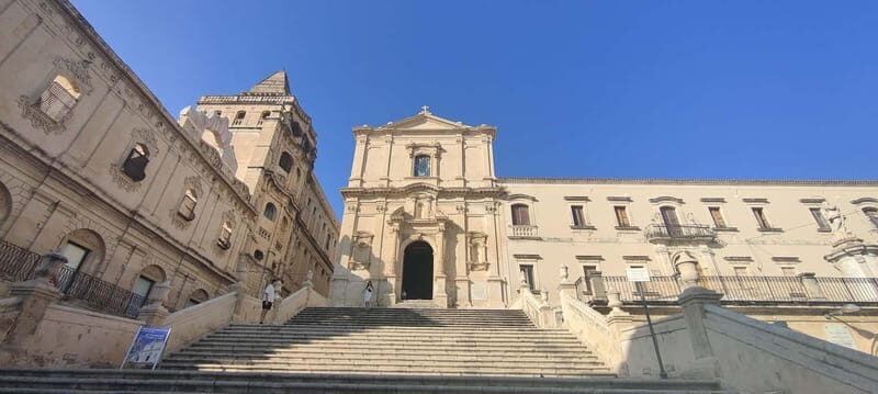 From Taormina: Syracuse and Noto Guided Day Trip by Bus - Cathedral time in Syracuse: when you’ll see inside (and when you won’t)