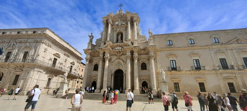 From Taormina: Syracuse and Noto Guided Day Trip by Bus - Neapolis Archaeological Park: the Greek Theatre, Latomìa, and Ear of Dionysius