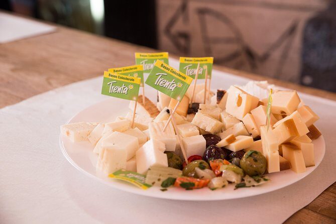 Gastronomic Street Food Tour of Catania - Starting at Piazza del Duomo: baroque beauty before the first bite