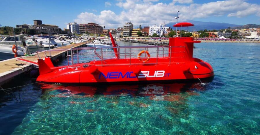 Giardini Naxos: Semi-Submarine Tour to Isola Bella - Marina di Schisó check-in at Nemo Sub Taormina