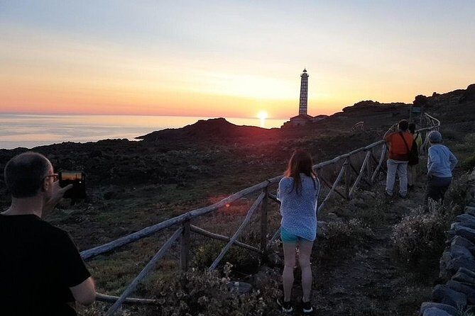 Guided Geological Excursion to Ustica - Basalt columns on a re-emerged beach