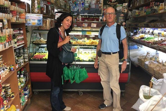 Guided tour of the historic center Palermo - The Capo Market finish: ending where the city keeps going