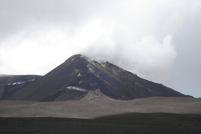 Half Day Guided Tour in Mount Etna (3000 meters) - Local product tasting: a small bite with real payoff