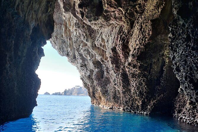 Half Day Private Guided Boat Tour in Taormina - Stop-by-Stop: What Makes Each Bay Worth Your Swim Time