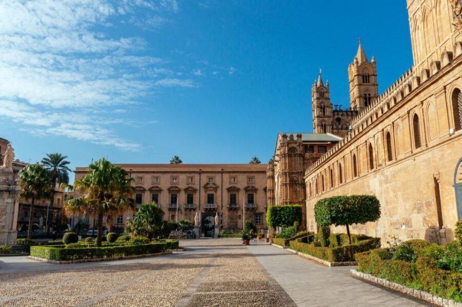 Highlights & Hidden Gems of Palermo Private Tour - Palazzo Reale from the Street: What to Look For