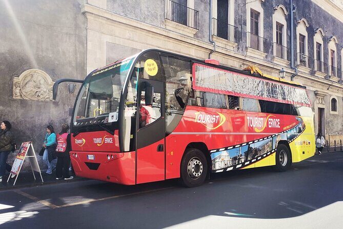 Hop on hop off Catania-Acicastello-Acitrezza panoramic bus - Meeting and timing: the start time and how to be ready