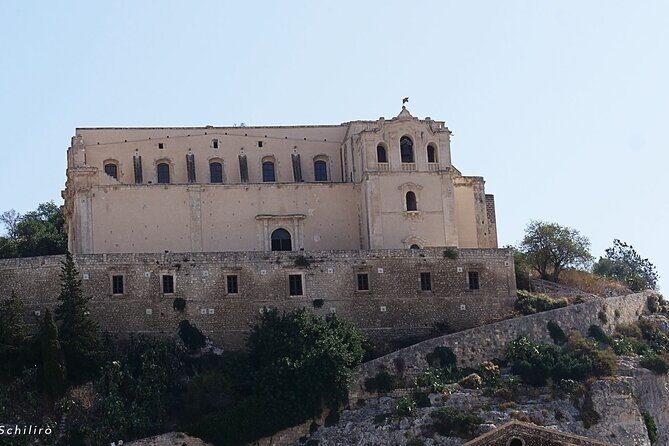 Il Commissario Montalbano - Ragusa Ibla: UNESCO baroque streets plus Iblei gardens at a walking pace