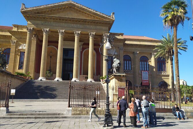 Markets and monuments: walking tour and street food in Palermo - The walk through Mura, Bastione, and Porta Carini