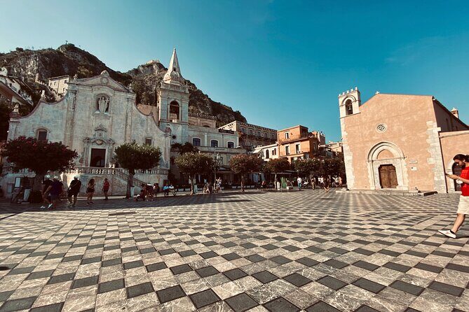 Messina to Taormina Low Cost Transfer - Messina to Taormina in One Shot: What You’re Really Buying