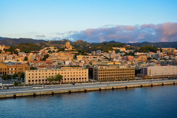 Messina Walking Tour: Explore Top Sights & Hidden Gems - Teatro Vittorio Emanuele: 19th-Century Theater Energy in Real Life