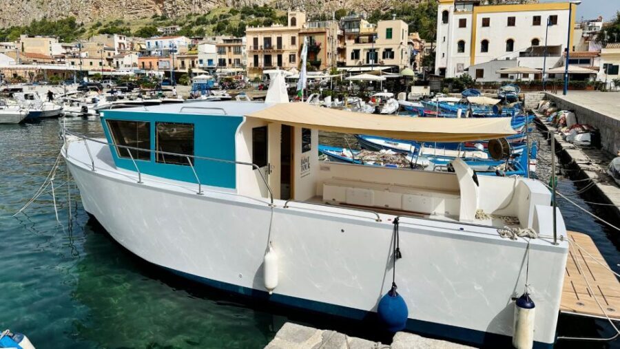 Mondello: 4-Hour Coastal Boat Tour with Aperitif & Swimming - Snorkeling and swim breaks: how to make the most of the stops