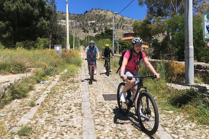 Mount Pellegrino MTB EXPERIENCE - Holy Grotto and the World War II stops