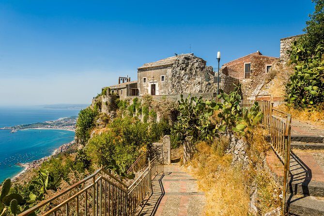 Mt. Etna and Taormina - What I’d call a “good fit” for this Etna + Taormina day