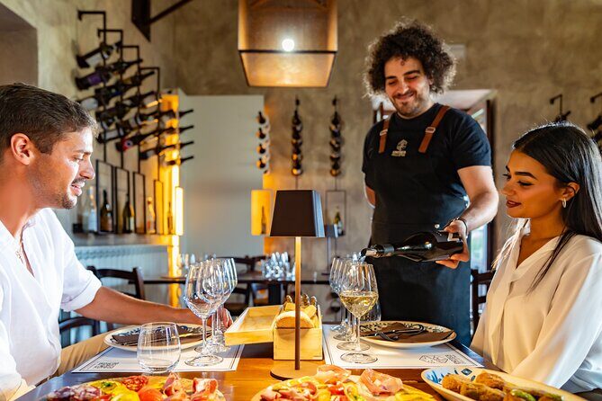 Mt Etna and Wine tasting tour from Catania - Getting Out of Catania: the 8:30am Start and Small-Group Pace