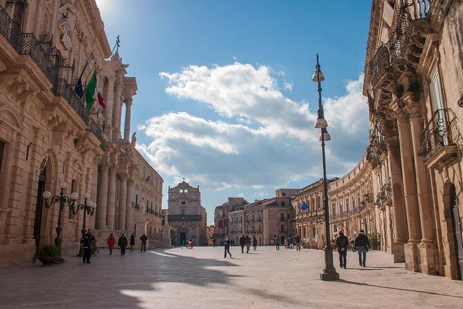Ortigia: Syracuse's Ancient Town Center Private Walking Tour - Entering Syracuse Cathedral: what you can see, when, and what can block you