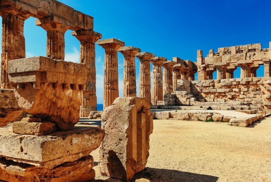 Palermo: Agrigento and the Valley of the Temples Day Tour - Getting There: The Comfortable Drive, Plus Snack and Bathroom Breaks