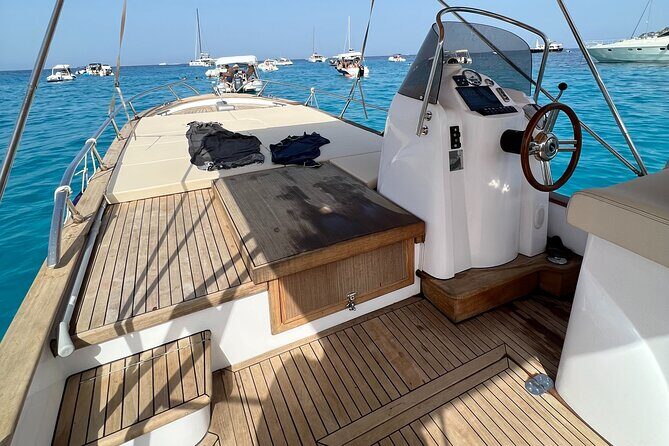 Palermo by Sea: Exclusive Coastal Escape with Aperitif - Coastline Sights From the Boat: Villa Igiea and Casa Florio