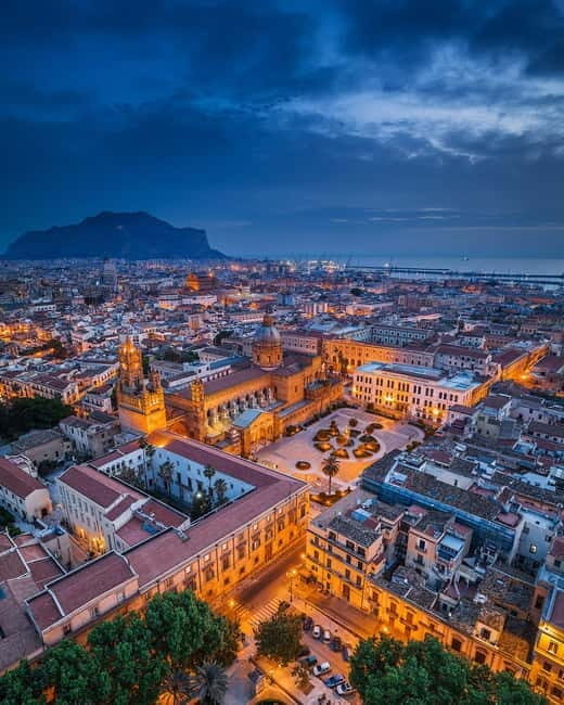 Palermo: Grand Night Tour in CruiserCar - Why a CruiserCar night ride beats a normal walking tour