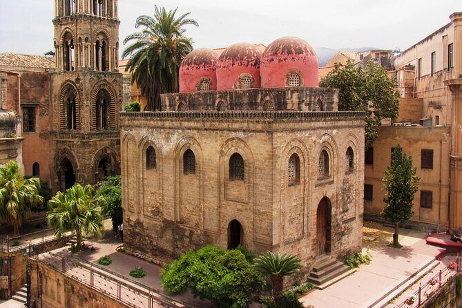 Palermo half day tour, (4 hour) - Casa Professa (Chiesa del Gesù) and Piazza Pretoria: baroque power in two shots