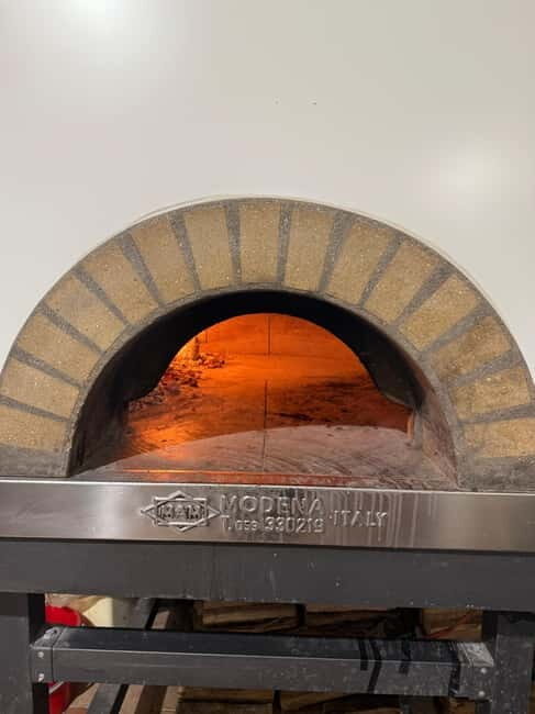 Palermo: Pizza & Tiramisu Class with Free Flowing Fine Wine - Where it starts at Pizzeria I Viziosi (and what to expect first)
