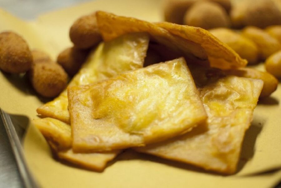 Palermo Sicilian Street Food Tour: Small Group with a Local - The guides: what you’ll feel from the first minute