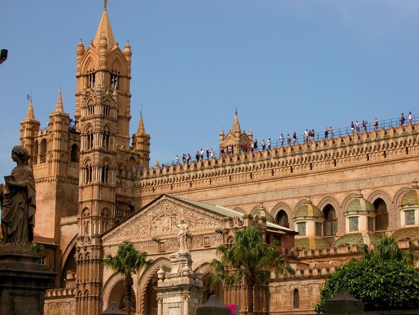 Palermo storie e segreti: tour tra arte misteri e leggende - Capo Market (del Capo): street food options without turning it into a meal tour