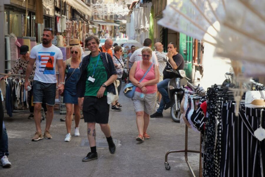 Palermo: Street Food and Local Market Tasting Tour - The arancini mission: original recipe at the secret place