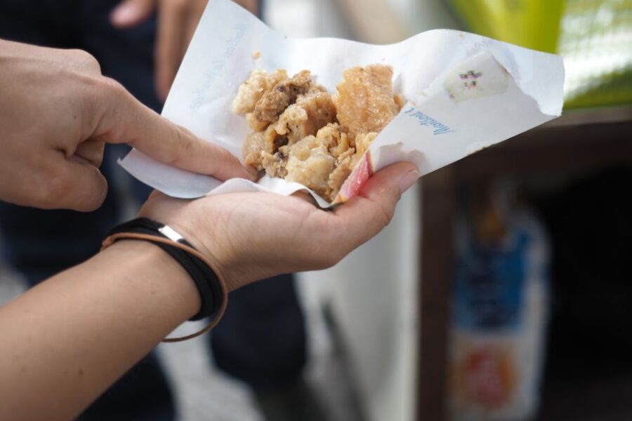 Palermo: Street Food and Local Market Tasting Tour - Drinks and the culture walk: beer first, history talk as you go