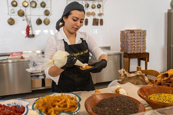 Palermo Street Food & Market Tour by Eating Europe - Stop 3: Piazza Ballarò and the Slow-Grilled Classics