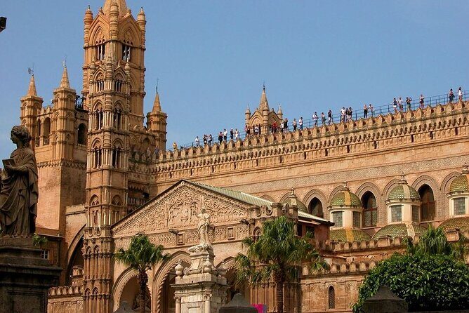 Palermo Street Food tour: art, history and ancient markets - Why Palermo street food works better on foot