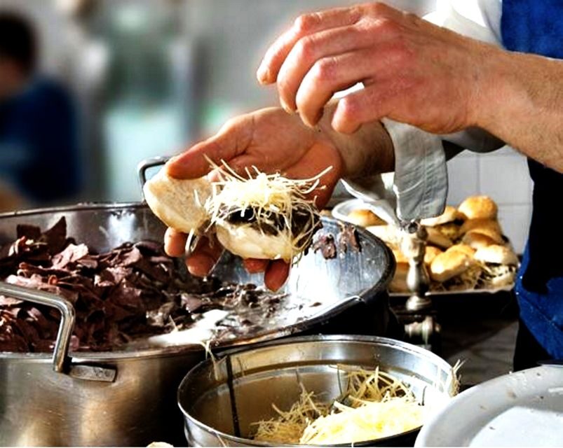 Palermo: Street Food Tour in Ballarò and Vucciria Markets - Should you book this tour?