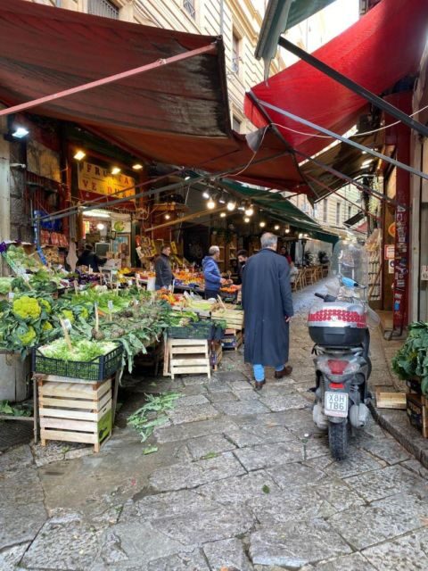 Palermo: Street Food Walking Tour with Local Guide & Tasting - Meeting Near Teatro Massimo: Chiosco Vicari Is Your Anchor Point
