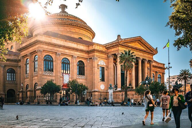 Palermo: Tour Historic Center, Catacombs & Monreale in CruiserCar - Snacks, drinks, and Bluetooth music that make the ride feel easy
