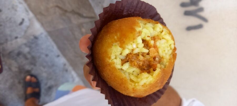 Palermo: Traditional Full Meal Food Tour with a Local - Fontana Pretoria dessert: cannoli, granita, and cassata