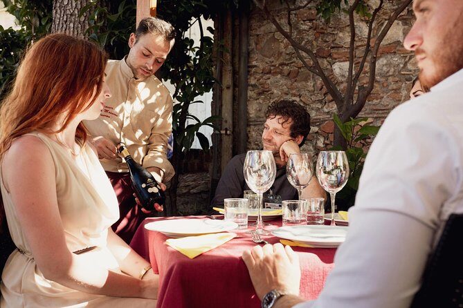 Private 8 Days Food & Wine Lovers Tour of Sicily - Ortigia in the evening: Syracuse old town with food in three venues