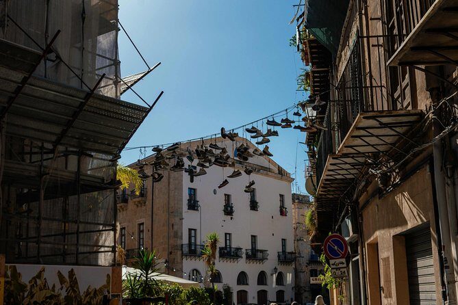 Private City Kickstart Tour: Palermo - Norman Palace: seeing how influences stack up