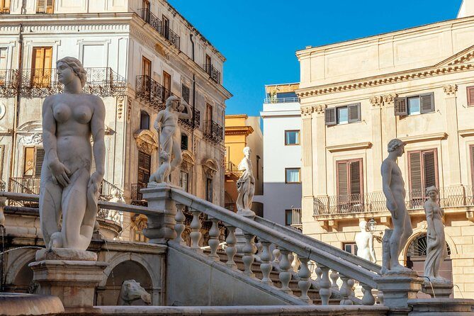 Private City Kickstart Tour: Palermo - Porta Nuova and the Cattedrale di Palermo: entrances and engravings