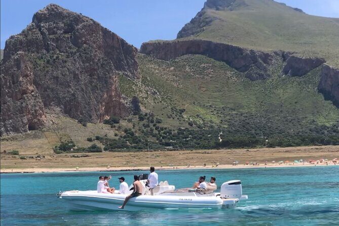 Private dinghy tour in San Vito lo Capo - The long coastal cruise before Zingaro: the coast “sets the scene”