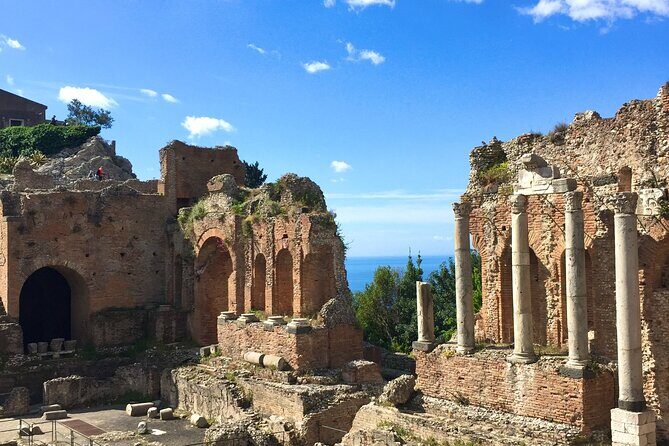 Private tour of Taormina, Castelmola, Isola bella for small groups - Price and Value: What $149.78 Really Buys